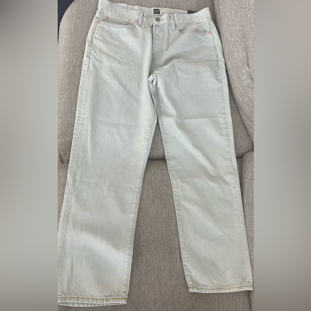 NWT Men’s GAP 34 x 30 Easy Fit